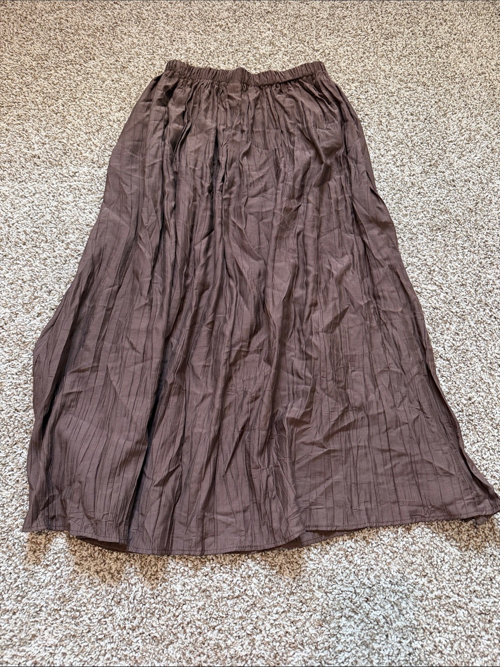 🌿 SHEIN Brown Crinkled Maxi Skirt with Elastic Waist - Picture 4 of 4